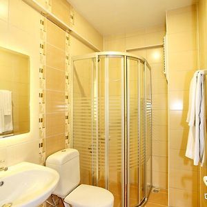 Chambre Standarde Quadruple